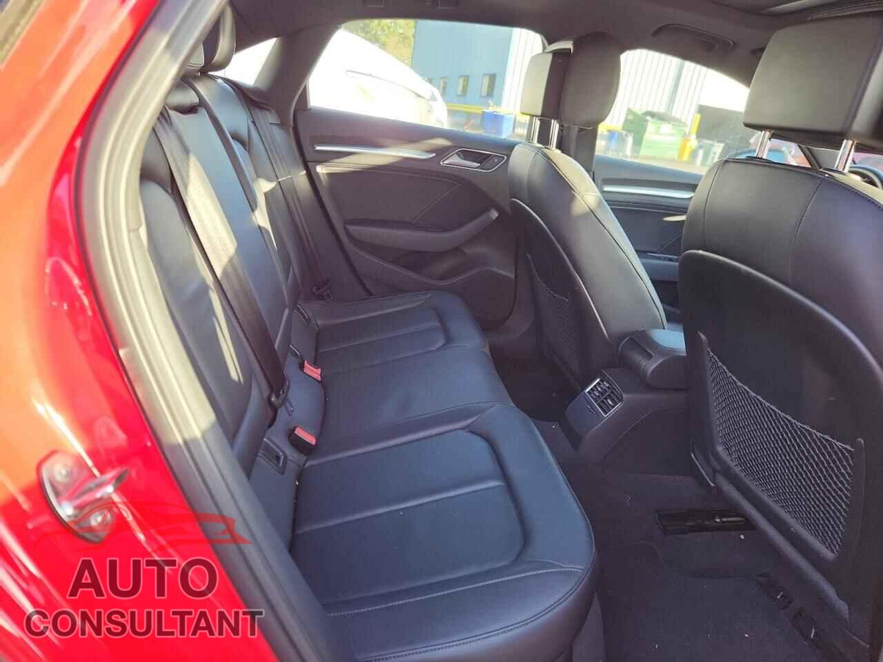 AUDI A3 2015 - WAUCCGFF4F1017392