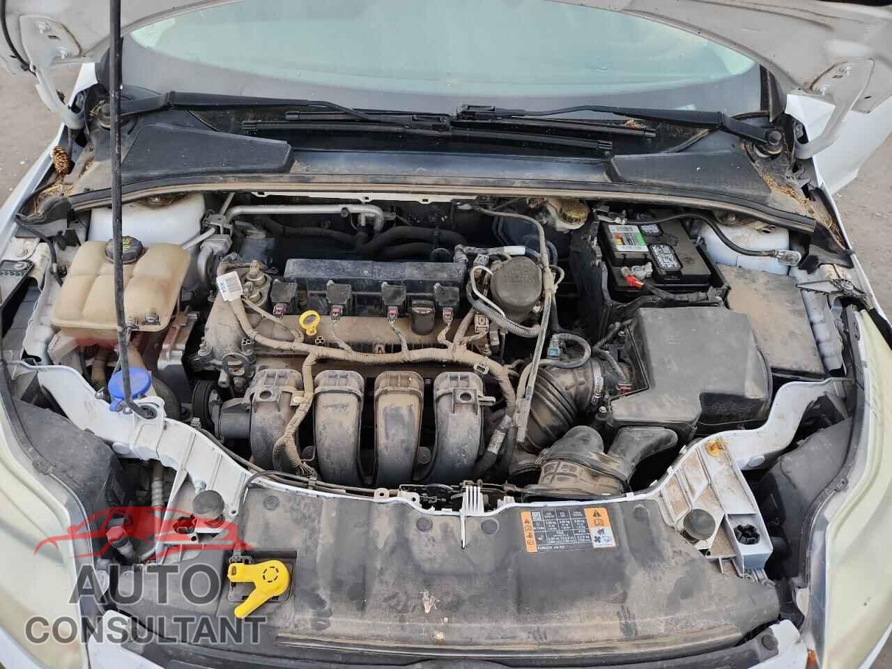 FORD FOCUS 2014 - 1FADP3F27EL414122