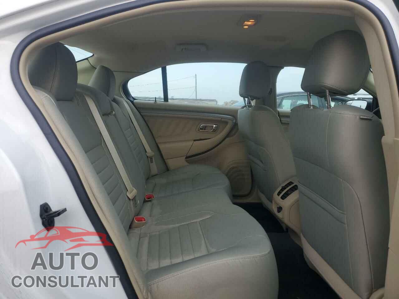 FORD TAURUS 2013 - 1FAHP2D82DG112862