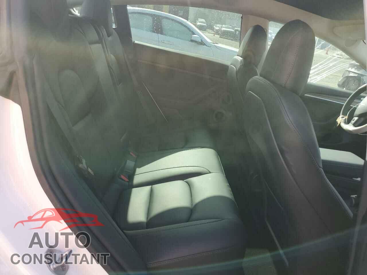 TESLA MODEL 3 2023 - 5YJ3E1EA5PF422654