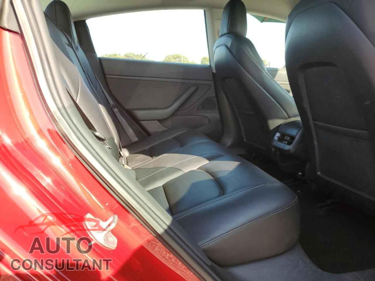 TESLA MODEL 3 2019 - 5YJ3E1EA5KF298992