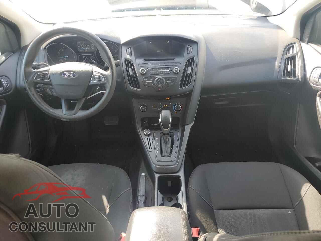 FORD FOCUS 2017 - 1FADP3F27HL281544