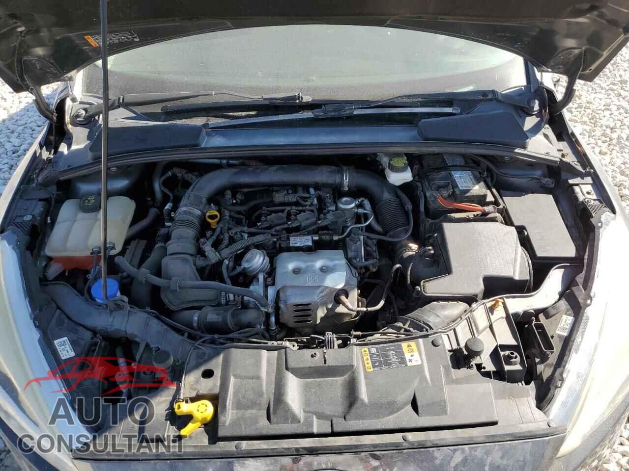 FORD FOCUS 2018 - 1FADP3FE7JL229461