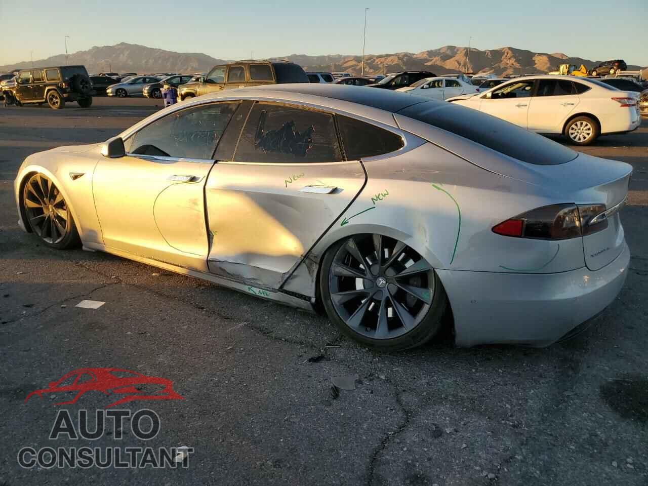 TESLA MODEL S 2018 - 5YJSA1E21JF241638