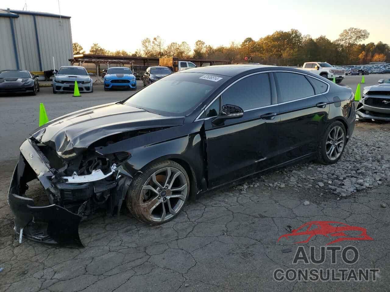 FORD FUSION 2019 - 3FA6P0CD1KR118023