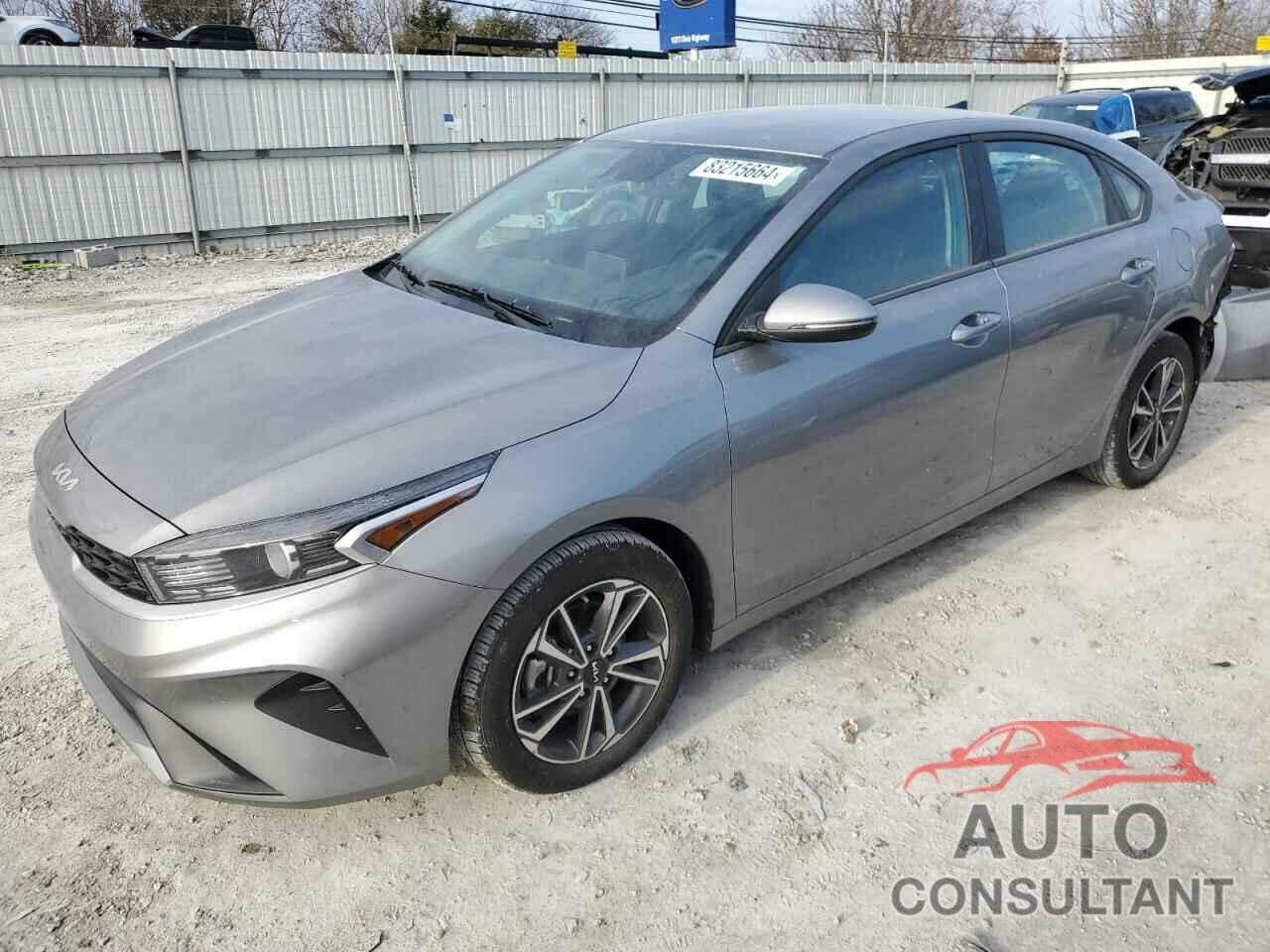 KIA FORTE 2023 - 3KPF24AD8PE687033