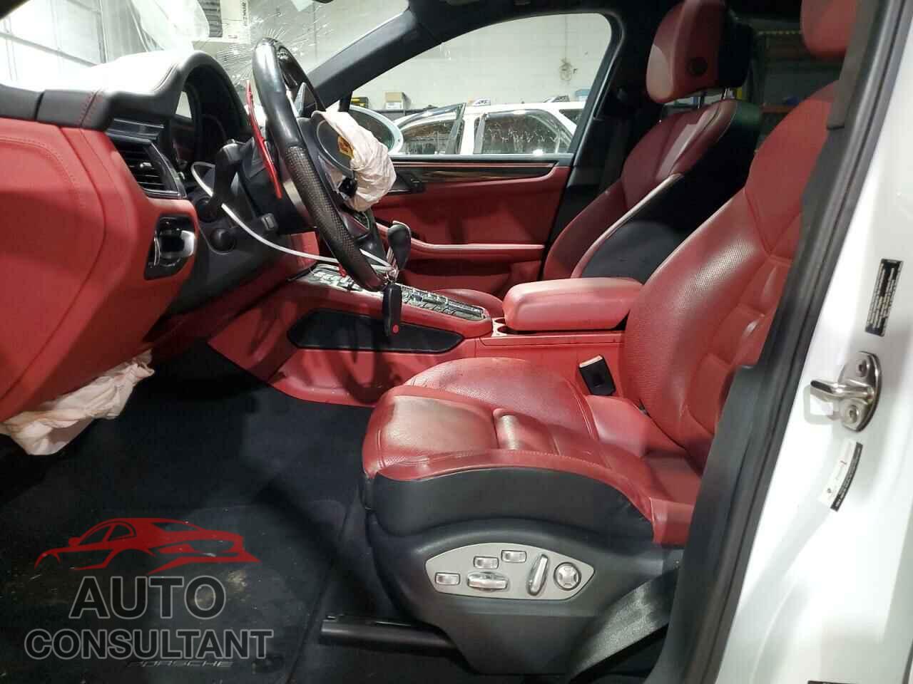 PORSCHE MACAN 2016 - WP1AF2A55GLB92502