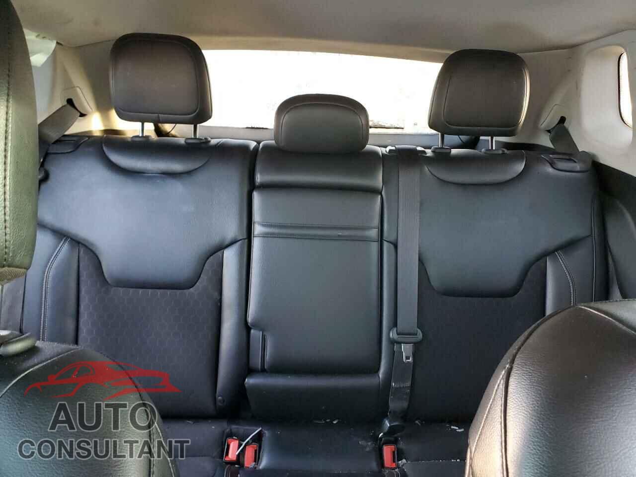 JEEP COMPASS 2017 - 3C4NJDBB9HT641882