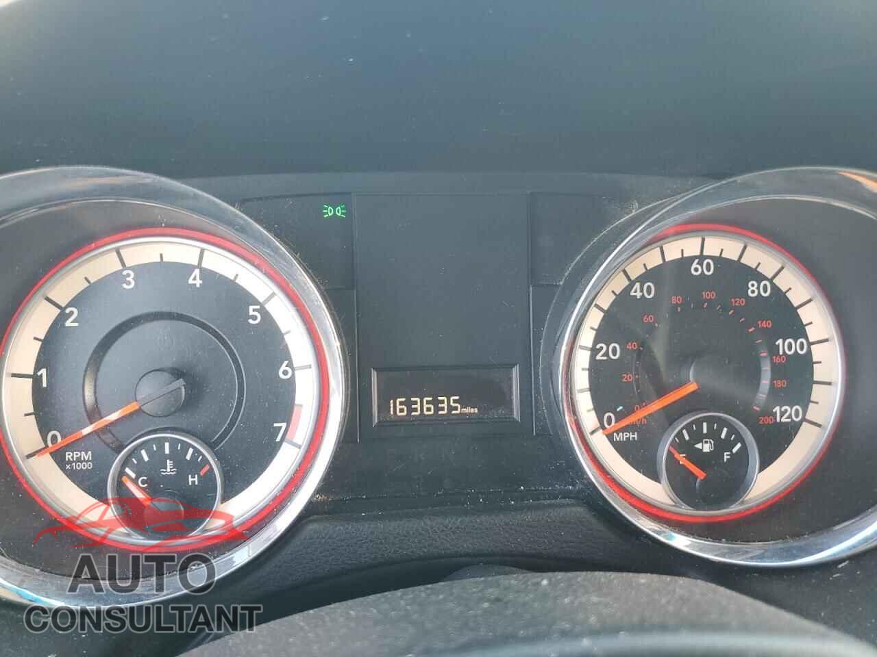 DODGE CARAVAN 2013 - 2C4RDGCG7DR687700