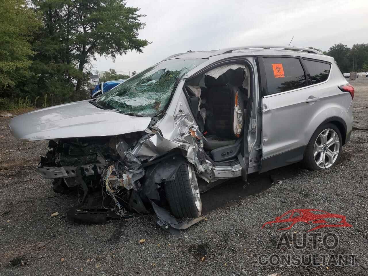 FORD ESCAPE 2019 - 1FMCU9J9XKUA68347
