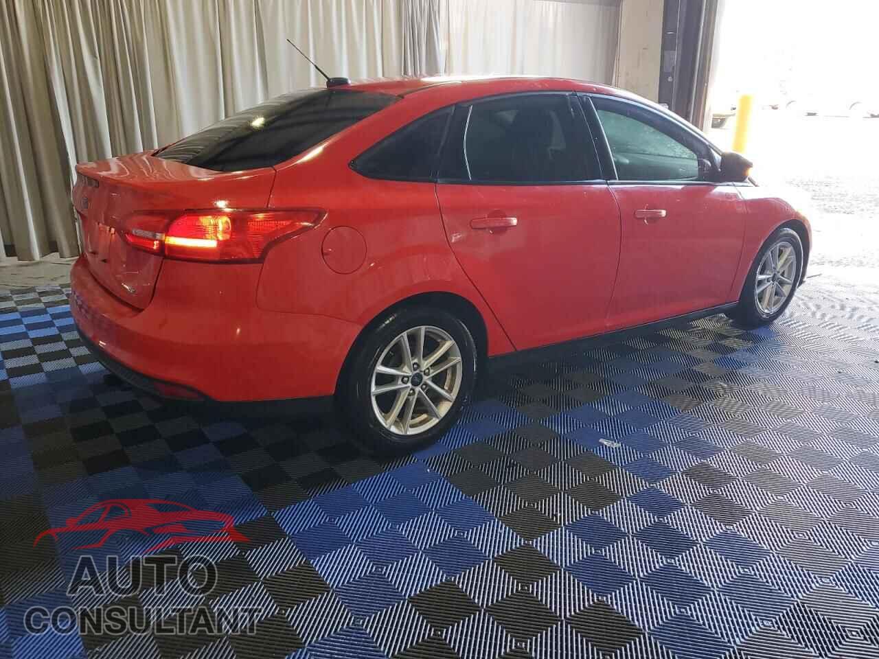 FORD FOCUS 2017 - 1FADP3F26HL247627