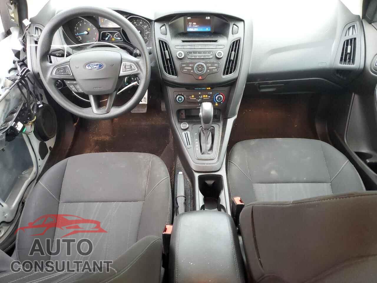 FORD FOCUS 2016 - 1FADP3F28GL377276