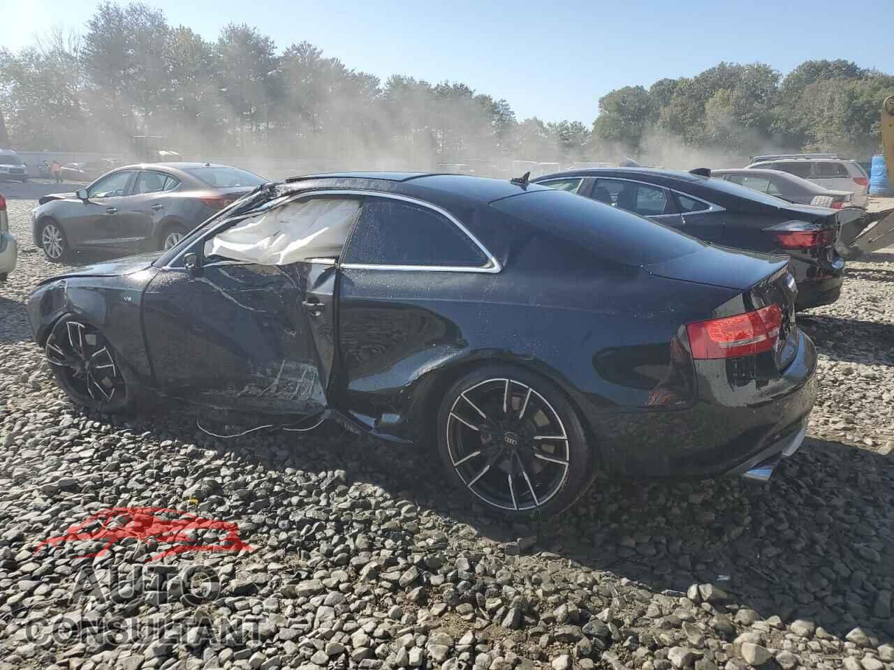 AUDI S5/RS5 2012 - WAUCVAFR7CA017660