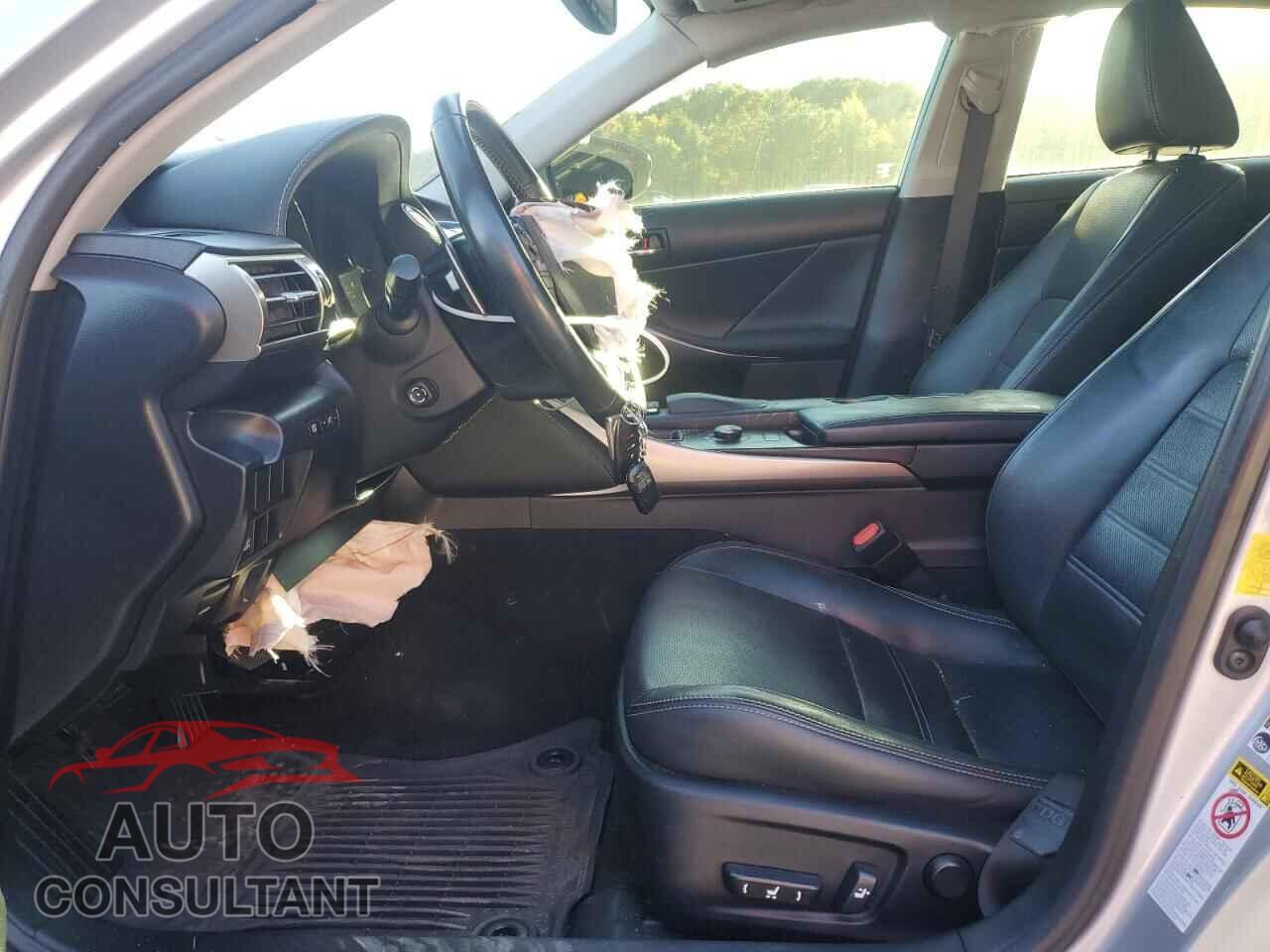 LEXUS IS 2015 - JTHCF1D26F5015979