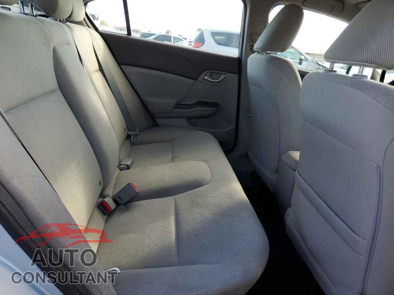 HONDA CIVIC 2012 - 2HGFB2F55CH595366