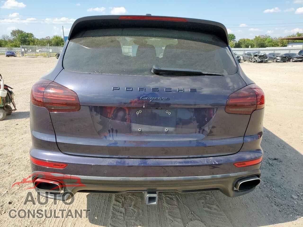 PORSCHE CAYENNE 2018 - WP1AA2A2XJKA00959