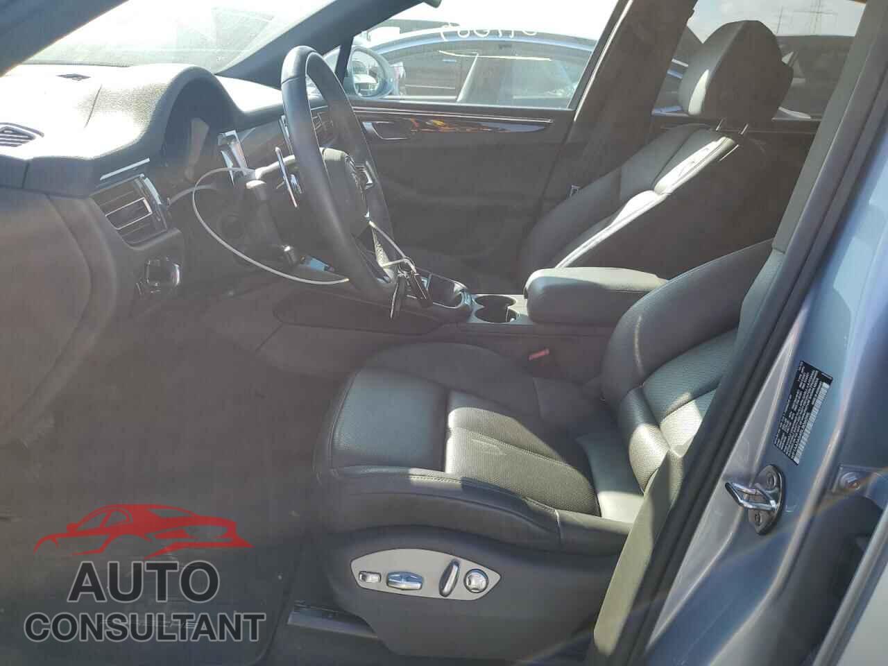 PORSCHE MACAN BASE 2024 - WP1AA2A54RLB06095