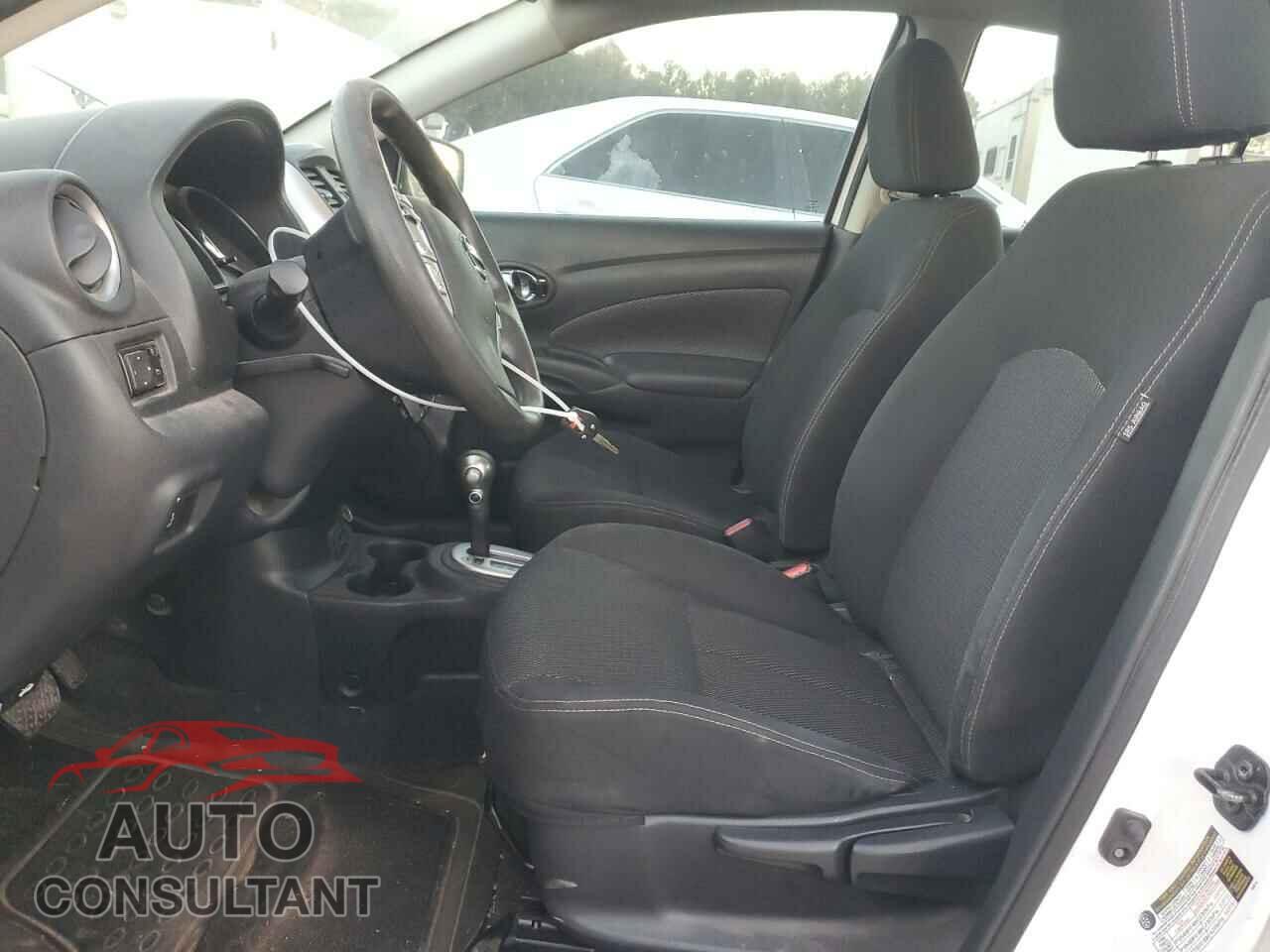 NISSAN VERSA 2017 - 3N1CN7AP1HL856444