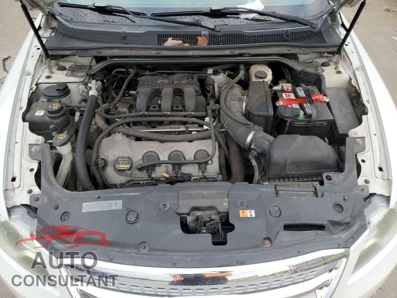 FORD TAURUS 2010 - 1FAHP2DW4AG135859