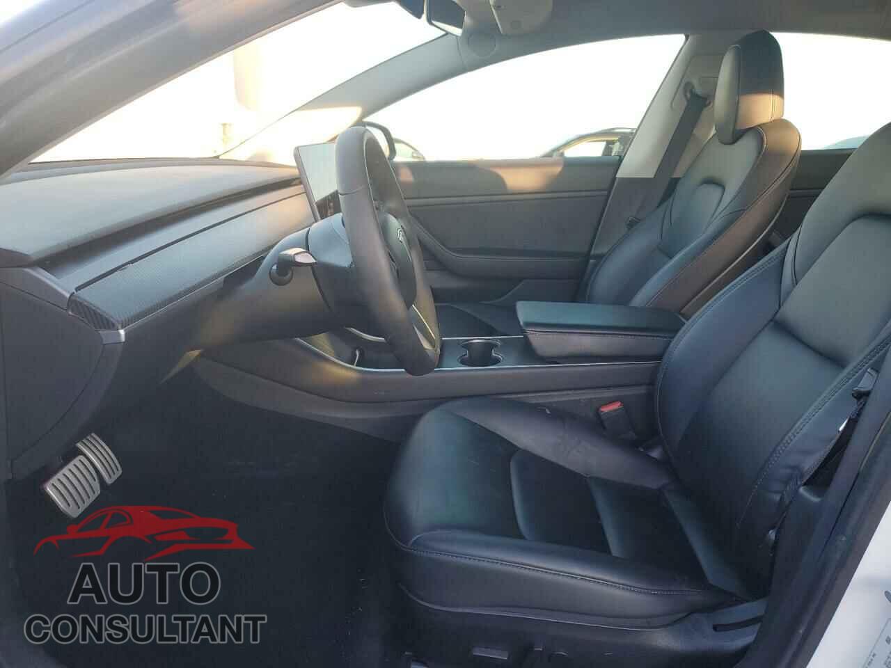 TESLA MODEL 3 2020 - 5YJ3E1EC1LF719481