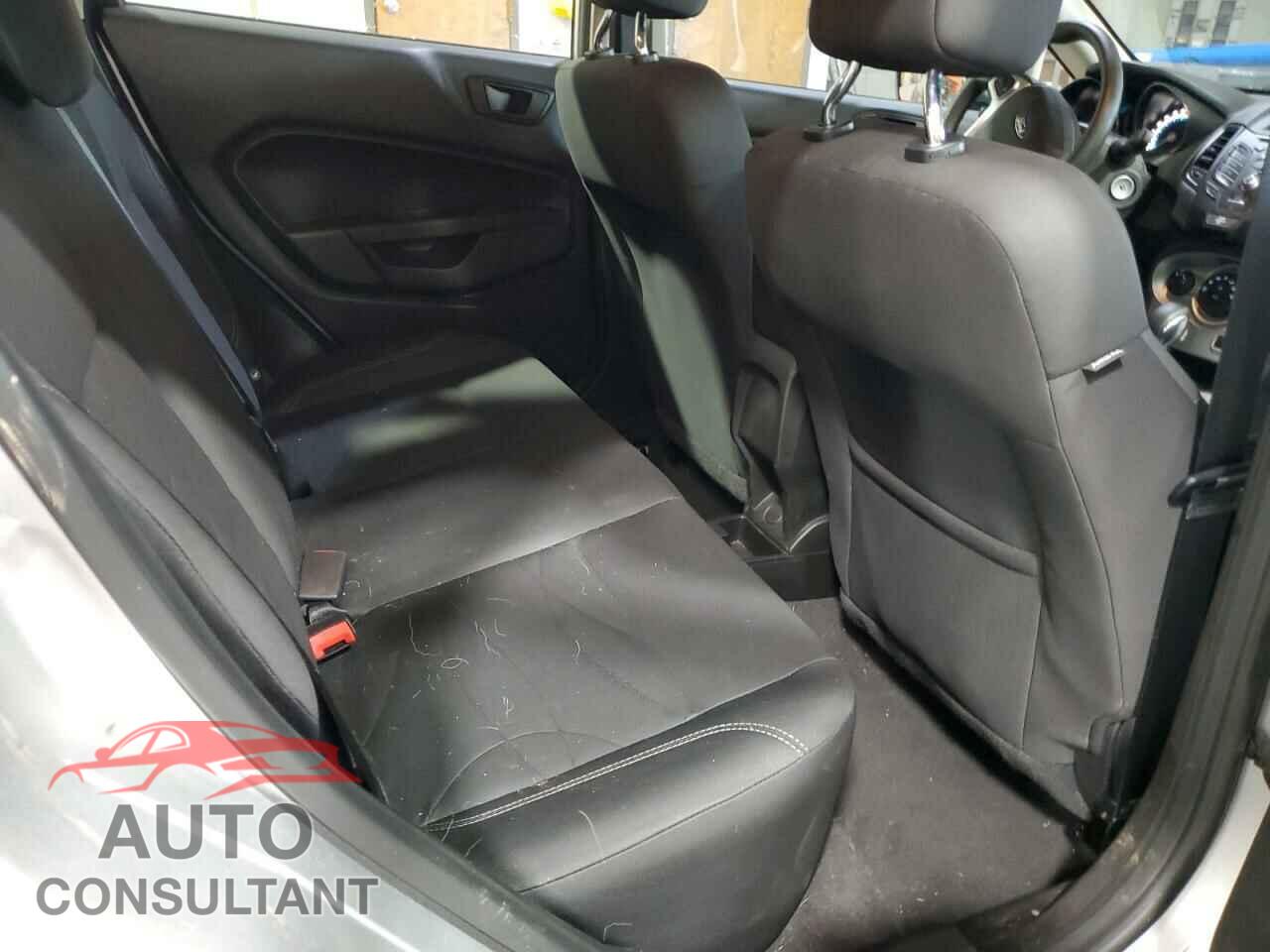 FORD FIESTA 2019 - 3FADP4EJ4KM158319
