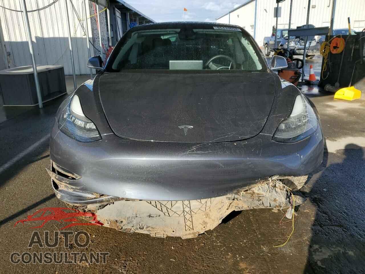 TESLA MODEL 3 2020 - 5YJ3E1EC4LF746884