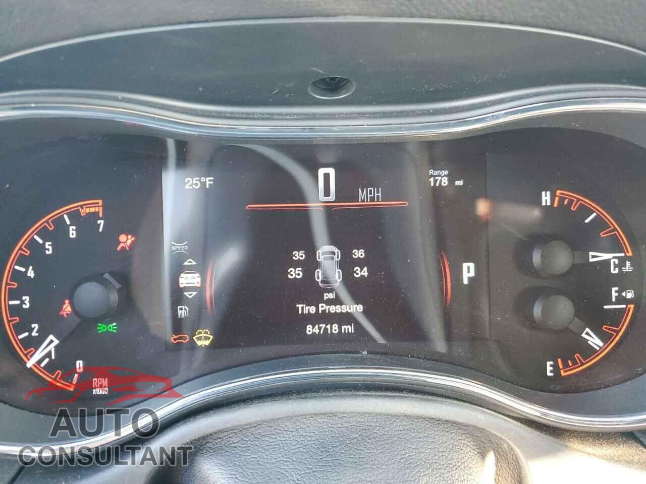 DODGE DURANGO 2018 - 1C4RDJAG2JC346306