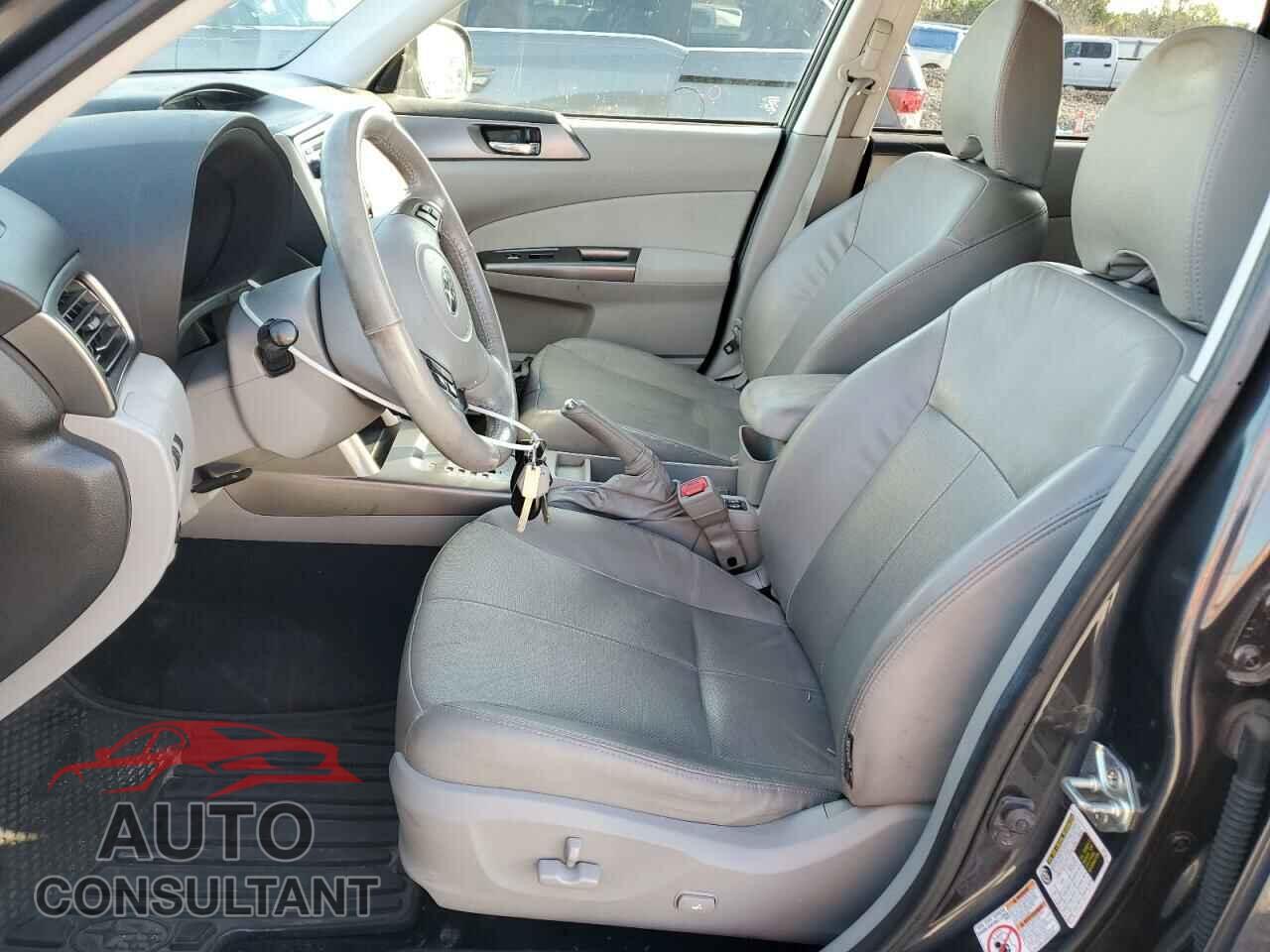 SUBARU FORESTER 2013 - JF2SHAEC5DH402048