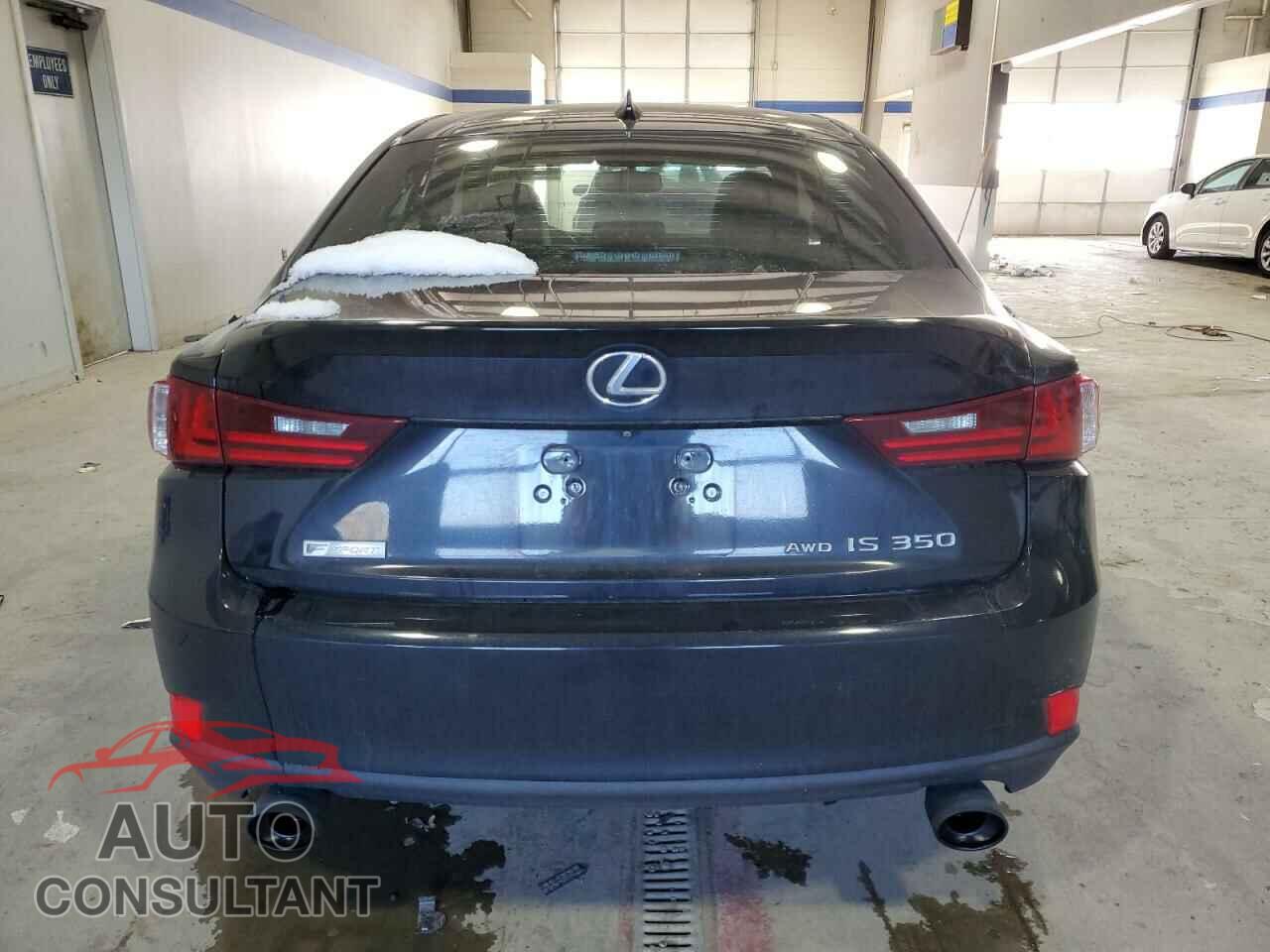 LEXUS IS 2015 - JTHCE1D24F5008970