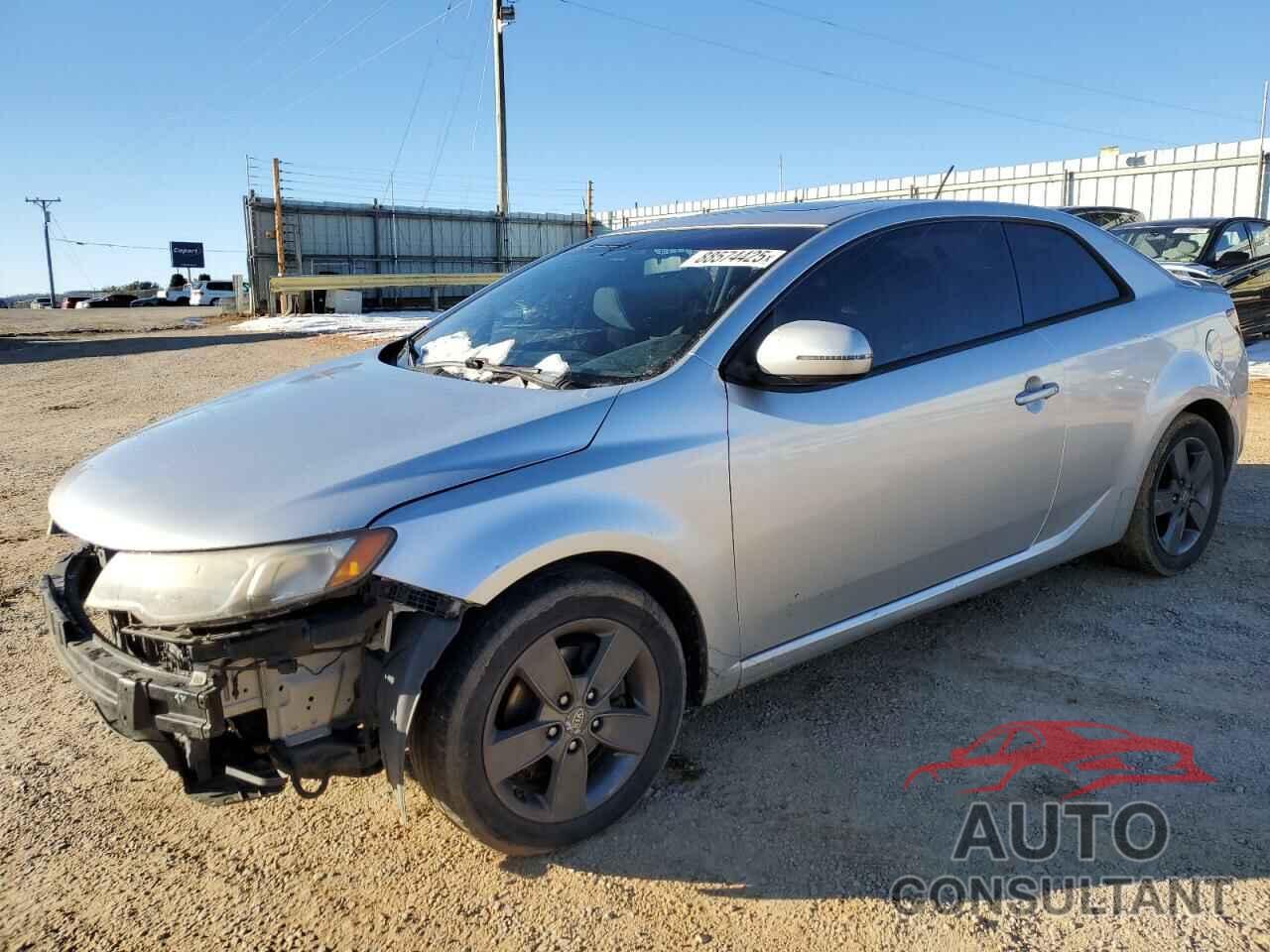 KIA FORTE 2011 - KNAFU6A23B5428424