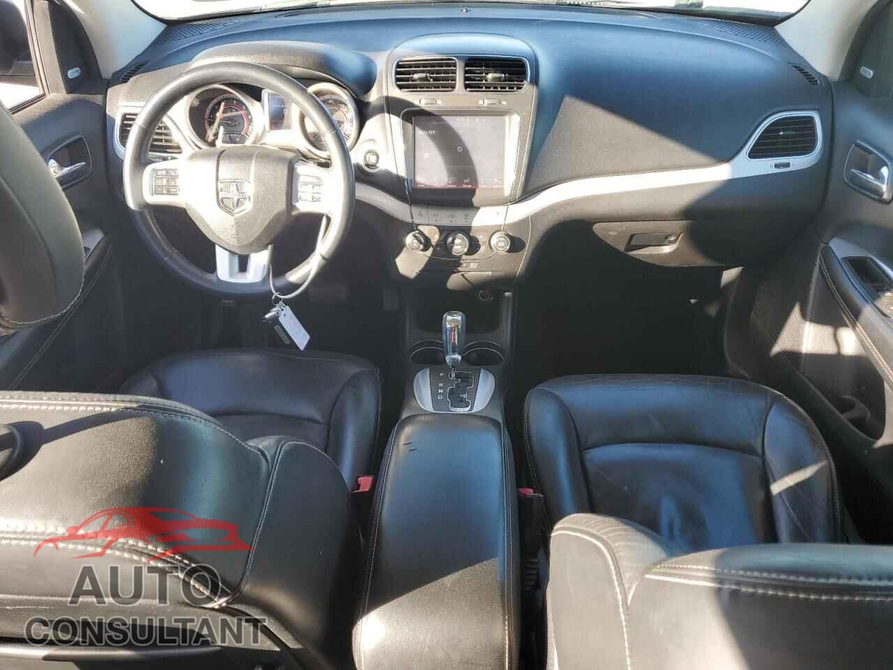 DODGE JOURNEY 2015 - 3C4PDCBG0FT565357