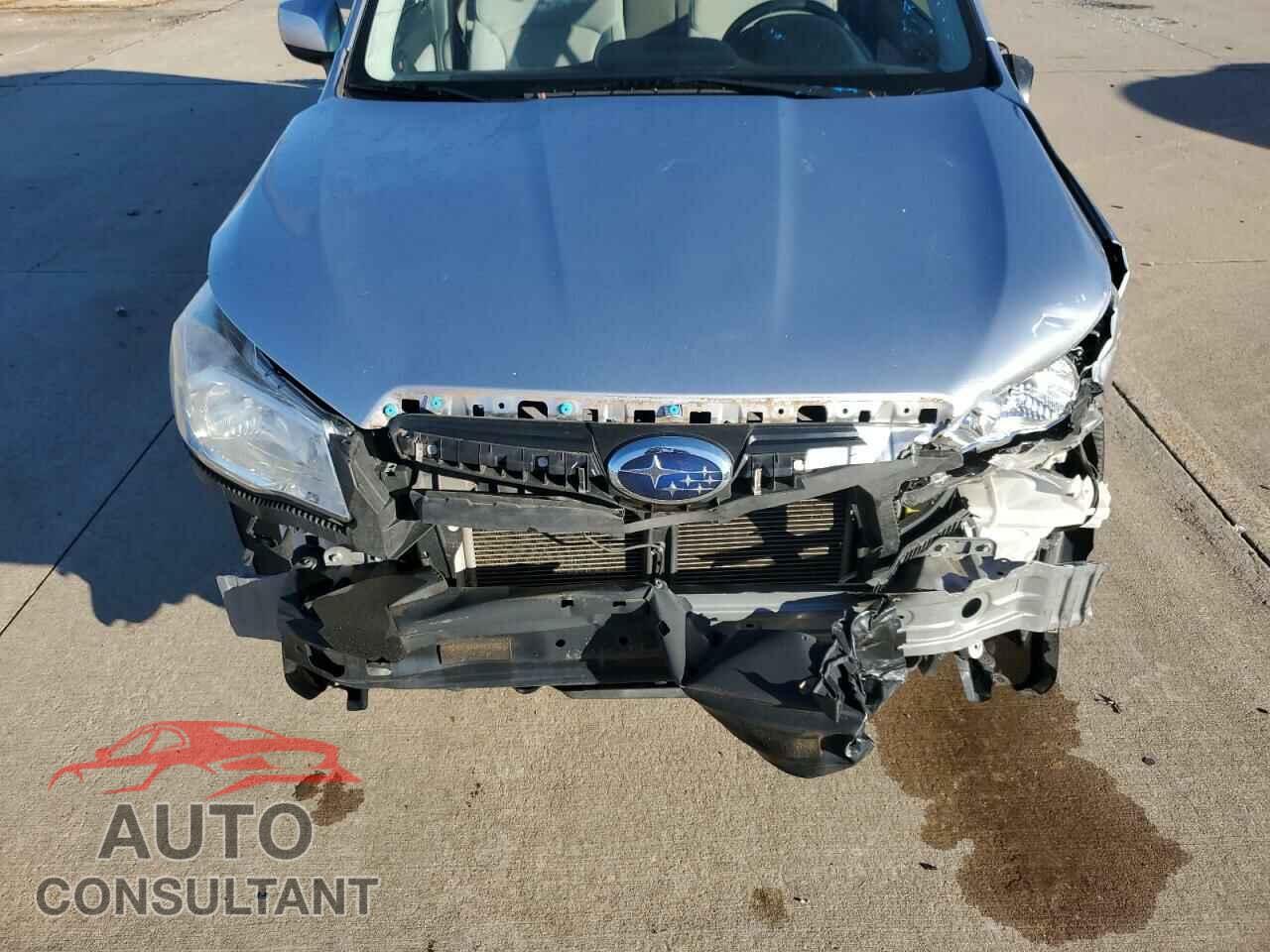 SUBARU FORESTER 2015 - JF2SJADC1FH504892