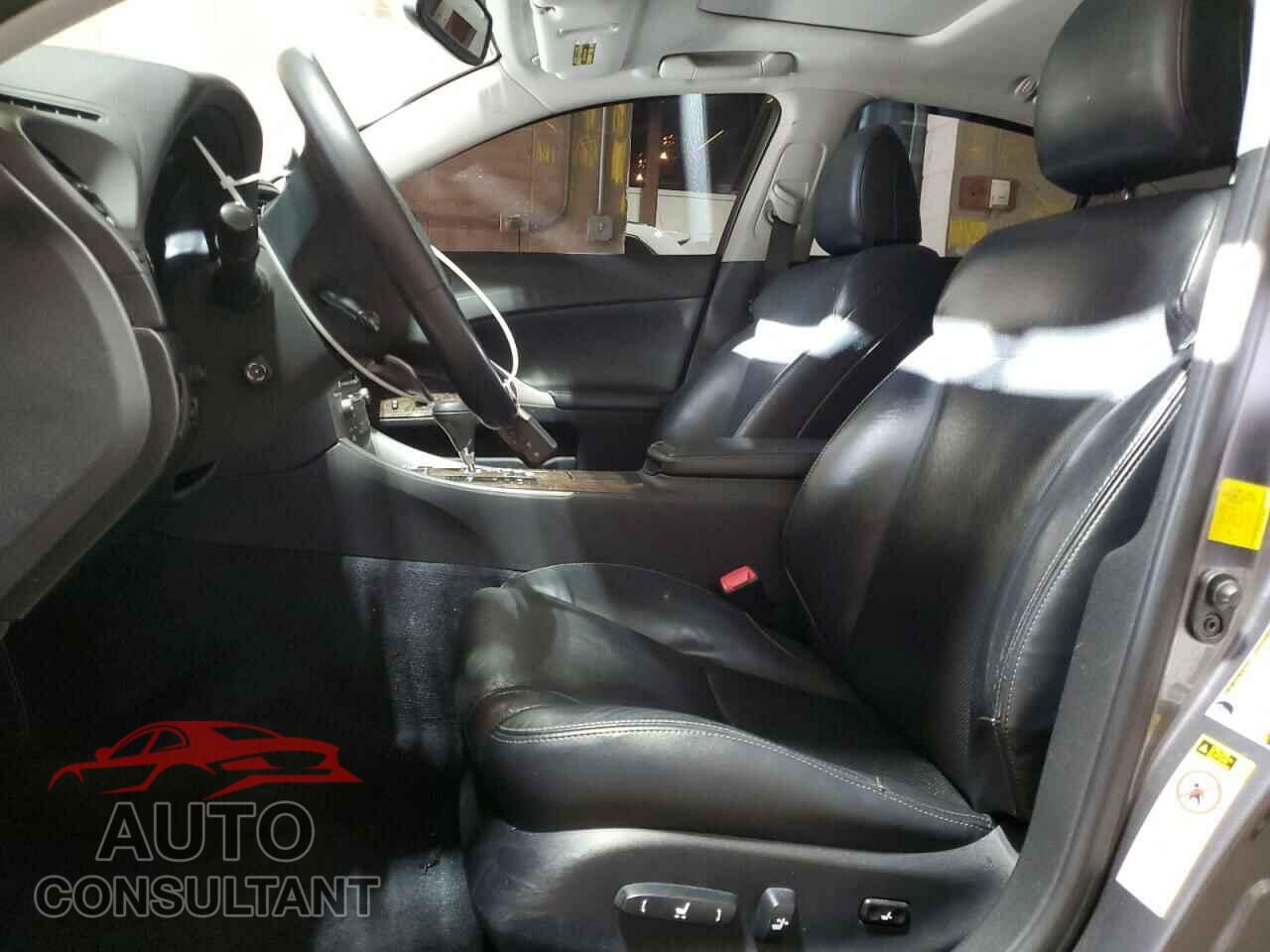 LEXUS IS 2012 - JTHCF5C26C5060635