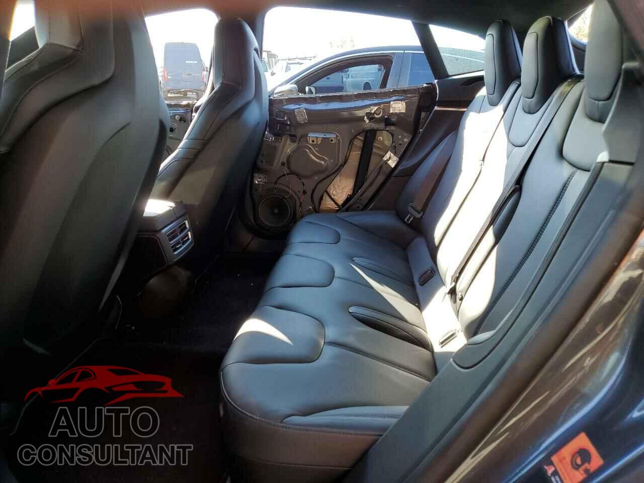 TESLA MODEL S 2016 - 5YJSA1E28GF152822