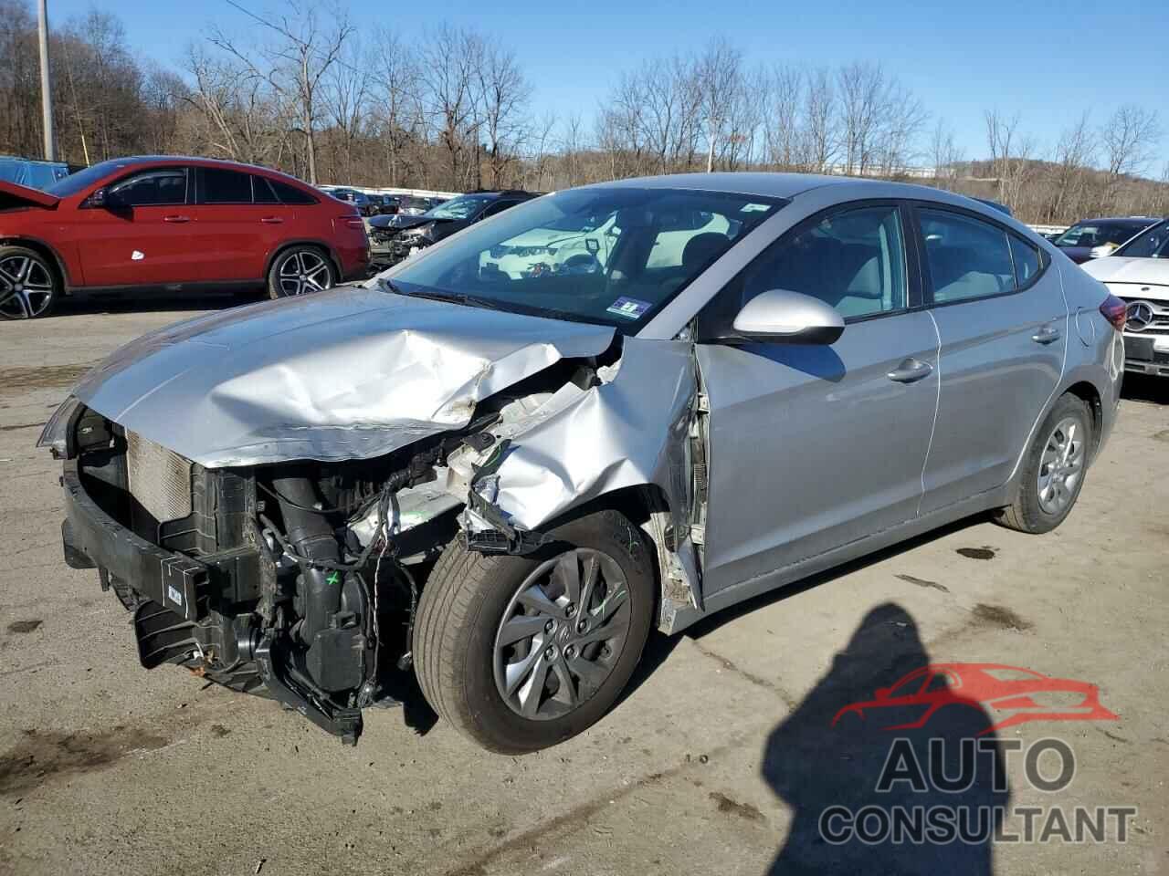HYUNDAI ELANTRA 2020 - KMHD74LF8LU982695