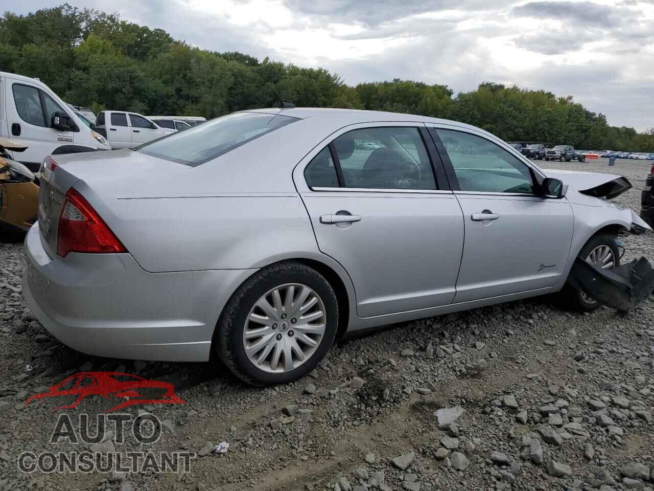 FORD FUSION 2011 - 3FADP0L32BR229727