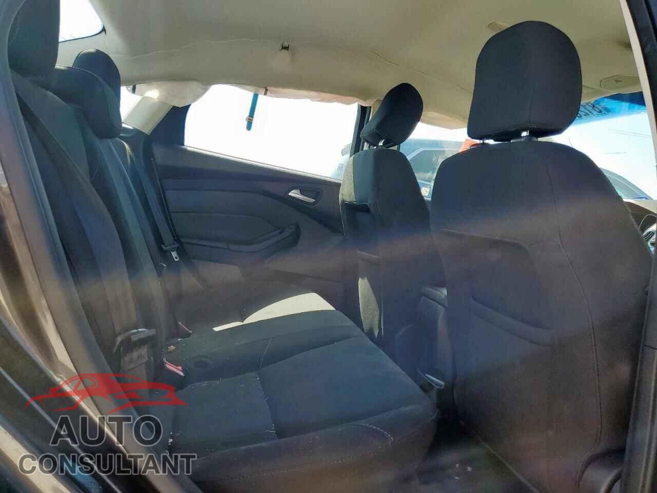 FORD FOCUS 2016 - 1FADP3F29GL267577