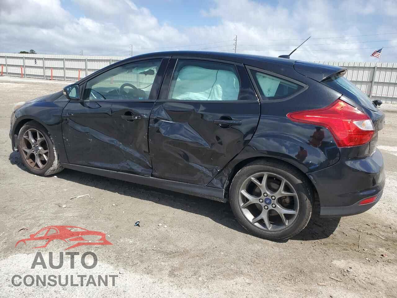 FORD FOCUS 2014 - 1FADP3K22EL462875