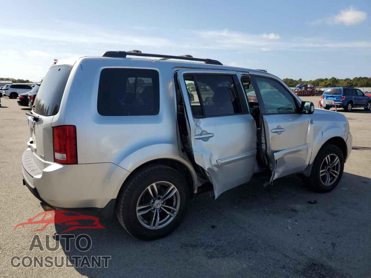 HONDA PILOT 2009 - 5FNYF48579B013383