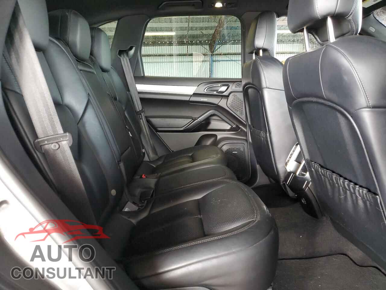 PORSCHE CAYENNE 2017 - WP1AB2A29HLA52696