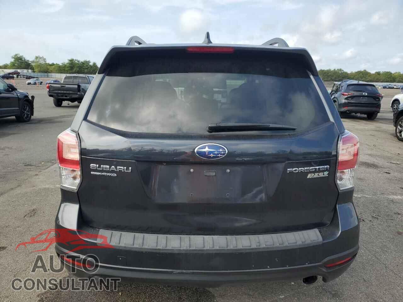 SUBARU FORESTER 2017 - JF2SJAJC2HH804951