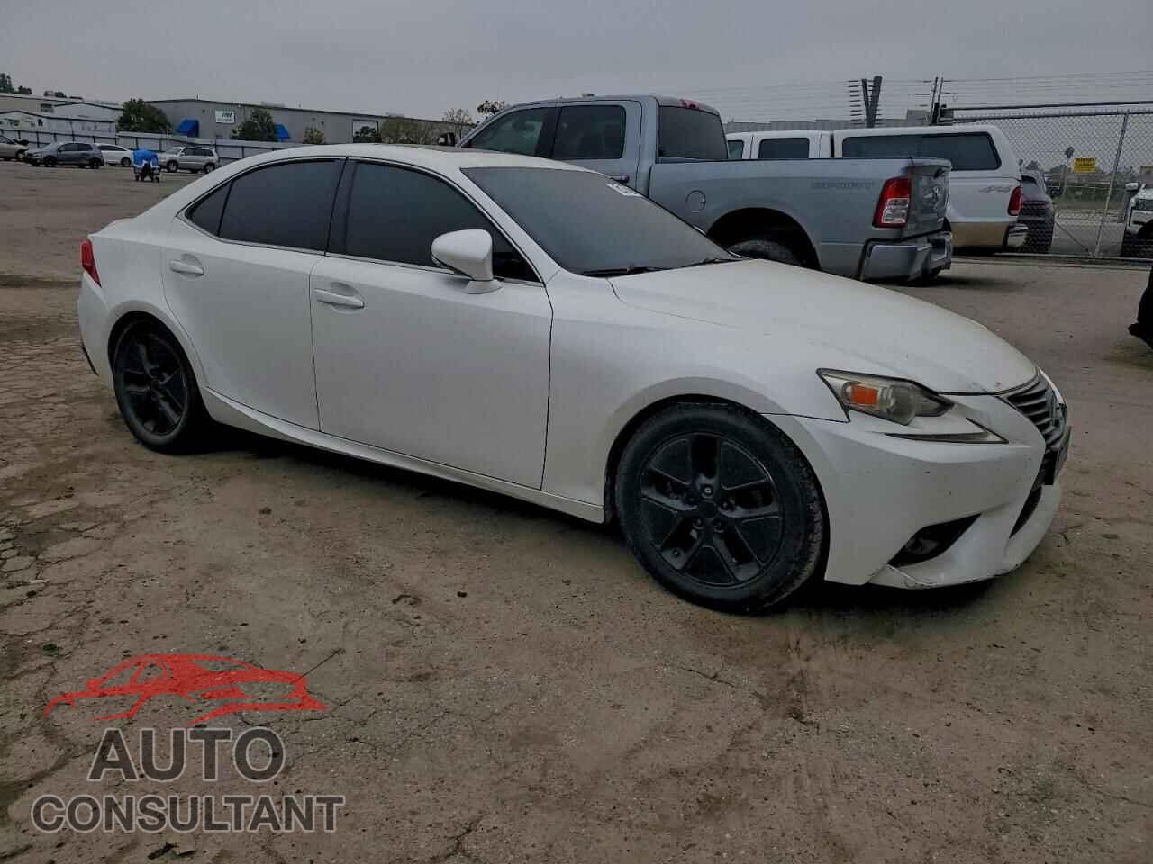 LEXUS IS 2015 - JTHBF1D22F5068559