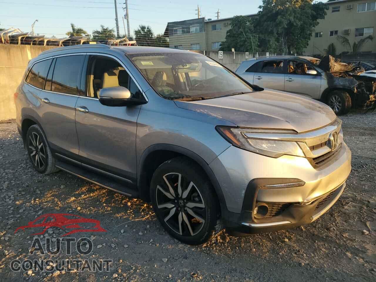 HONDA PILOT 2020 - 5FNYF5H68LB002186