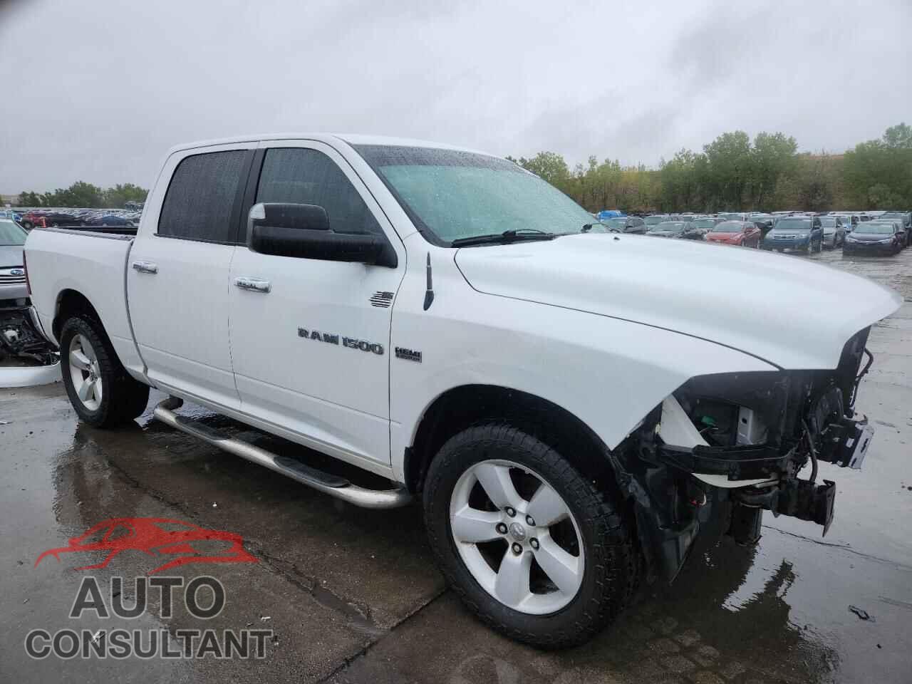 DODGE RAM 1500 2012 - 1C6RD7LT0CS324625