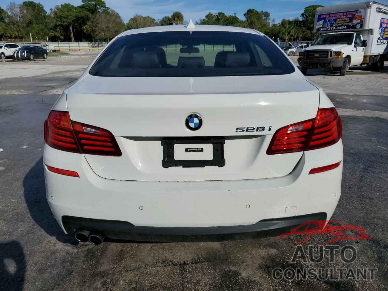 BMW 5 SERIES 2015 - WBA5A5C51FD516342