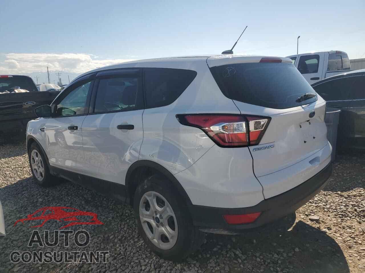 FORD ESCAPE 2017 - 1FMCU0F76HUC39736