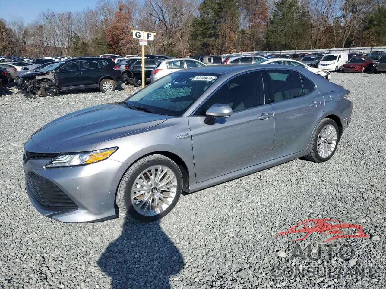 TOYOTA CAMRY 2019 - 4T1B21HK3KU517489
