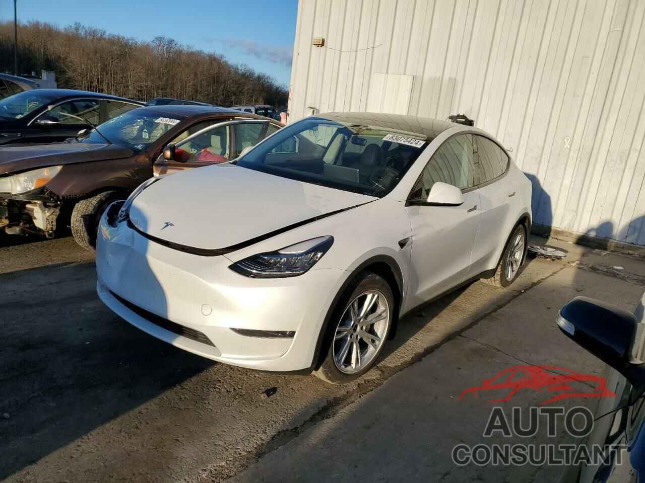 TESLA MODEL Y 2023 - 7SAYGDEE6PA101081