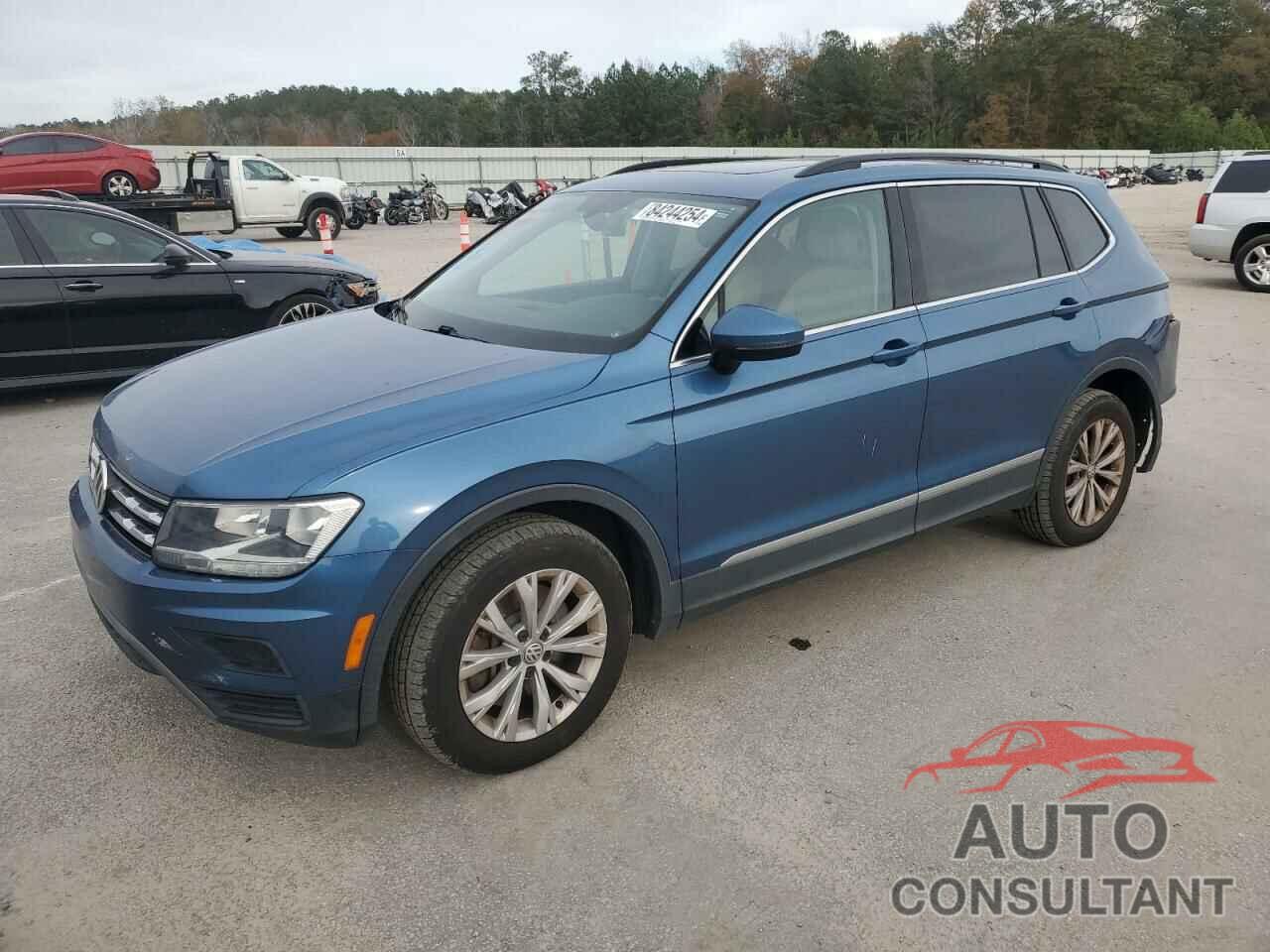 VOLKSWAGEN TIGUAN 2018 - 3VV3B7AXXJM128144