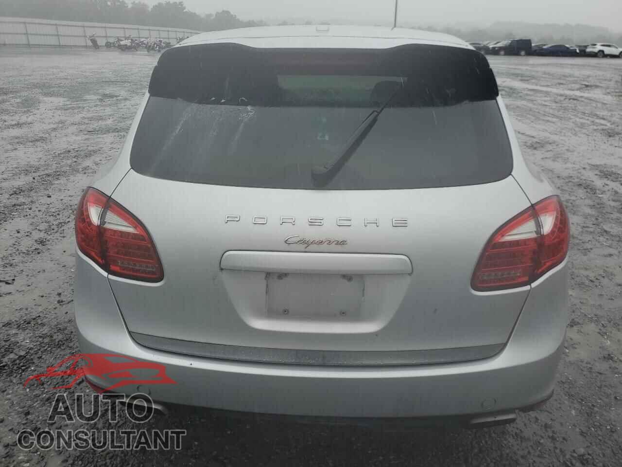 PORSCHE CAYENNE 2012 - WP1AA2A2XCLA10260
